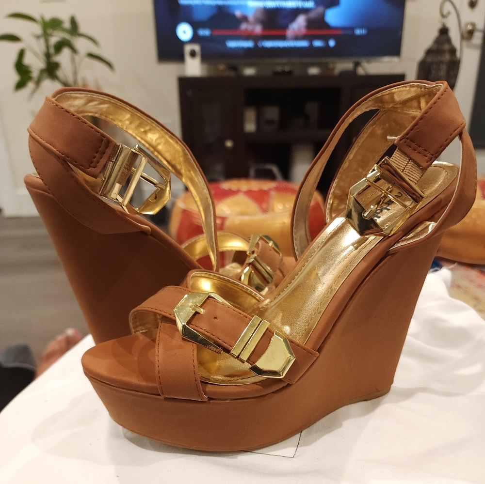 Charlotte Russe | Wedges | Cognac